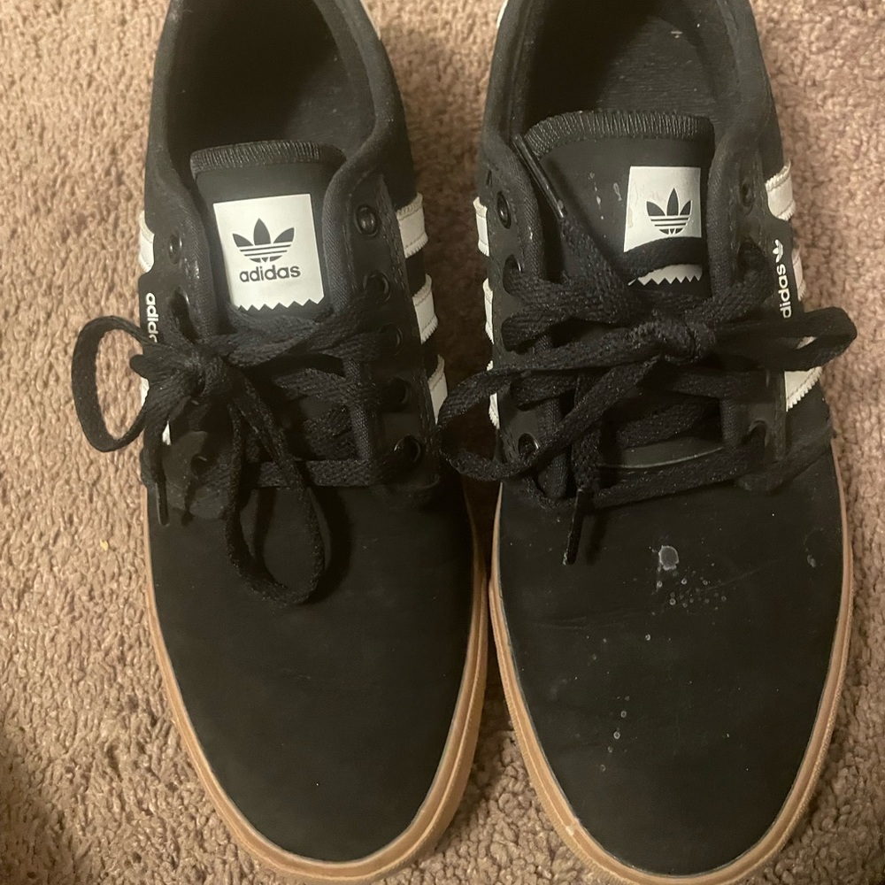 Adidas - Picture 2 of 3